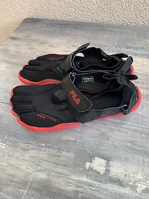 FILA Skele Toes Mens Size 9 EZ Slide Five Fingers Black Red Gray Water Shoes