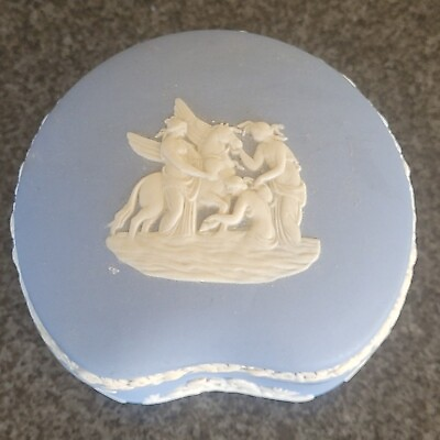 #ad Wedgwood Blue amp; White Jasperware Kidney Shaped Trinket Box Pegasus Mythology