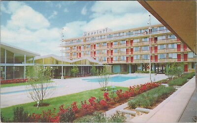 Marriot Motor Hotel Washington DC Pool Side View Chrome Vintage Post Card