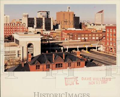 #ad 1987 Press Photo Aerial view of buildings in Wichita lra95336
