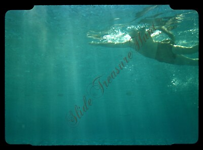 #ad Man Swimming Pool Underwater Candid 1950s 35mm Slide Red Border Kodachrome