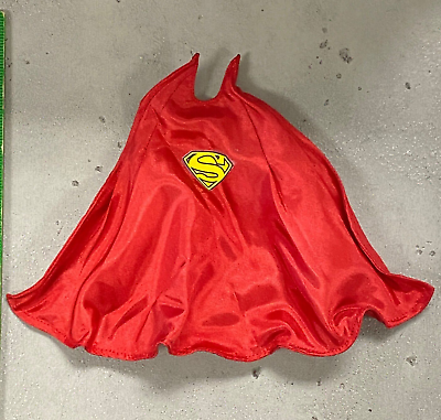 PB C SUP: 1 12 Red Wired Cape w logo for 6quot; 7quot; DC Superman